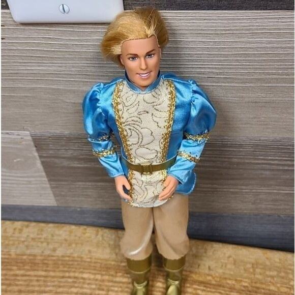 PRINCE STEFAN TALKING KEN DOLL - BARBIE IN RAPUNZE - Picture 1 of 8